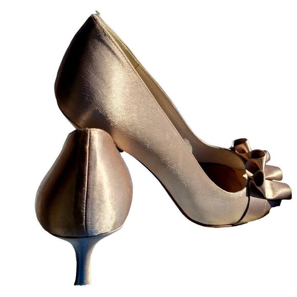 STUARTZ WEITZMAN LW96430 open to pump suze 8.5. - Picture 5 of 9